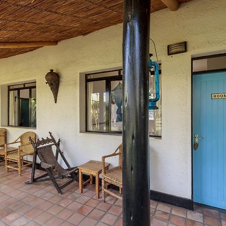 Travellers Rest Hotel Kisoro Esterno foto