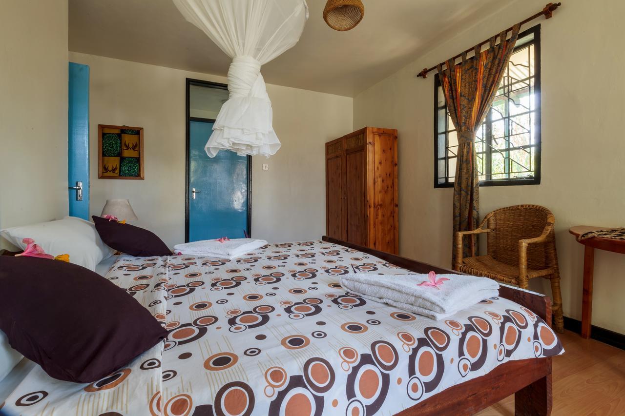 Travellers Rest Hotel Kisoro Esterno foto